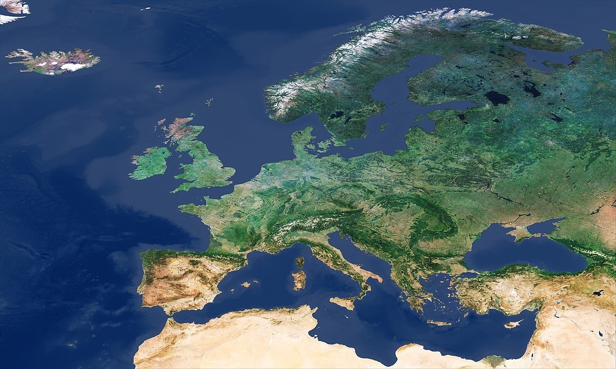 Cloud-free mosaic of Europe from the Copernicus Sentinel-3 mission